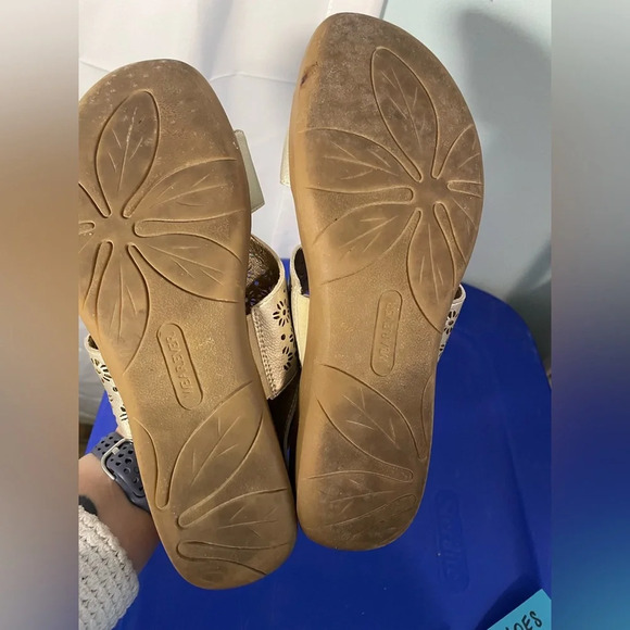 Wearever Jorden Women’s‎ Sandals gold and tan size 8.5 - Picture 5 of 10